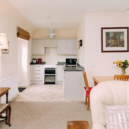 Incheoch Farm Cottage Kilry Esterno foto