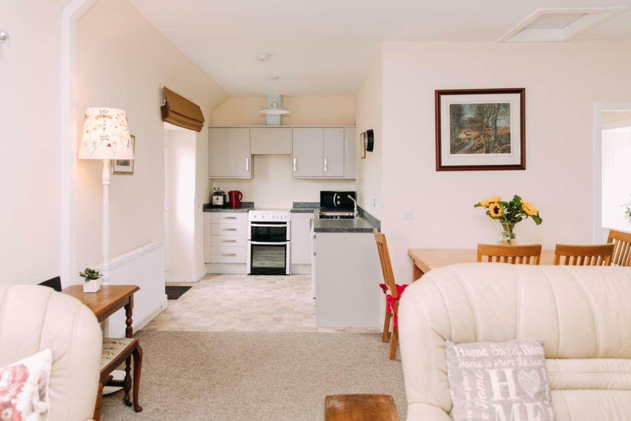 Incheoch Farm Cottage Kilry Esterno foto
