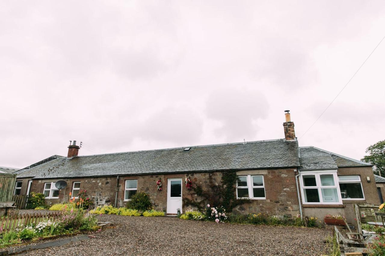 Incheoch Farm Cottage Kilry Esterno foto