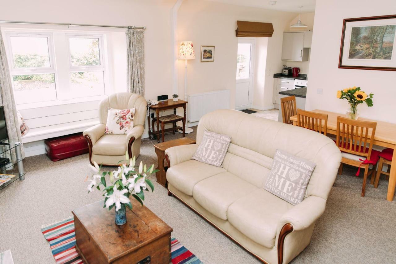 Incheoch Farm Cottage Kilry Esterno foto