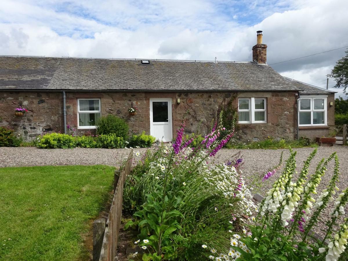 Incheoch Farm Cottage Kilry Esterno foto